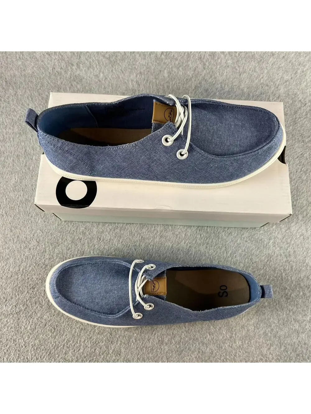 SO Edenn Moc Toe Slip-on Sneakers Chambray Womens Size 9.5 Memory Foam New